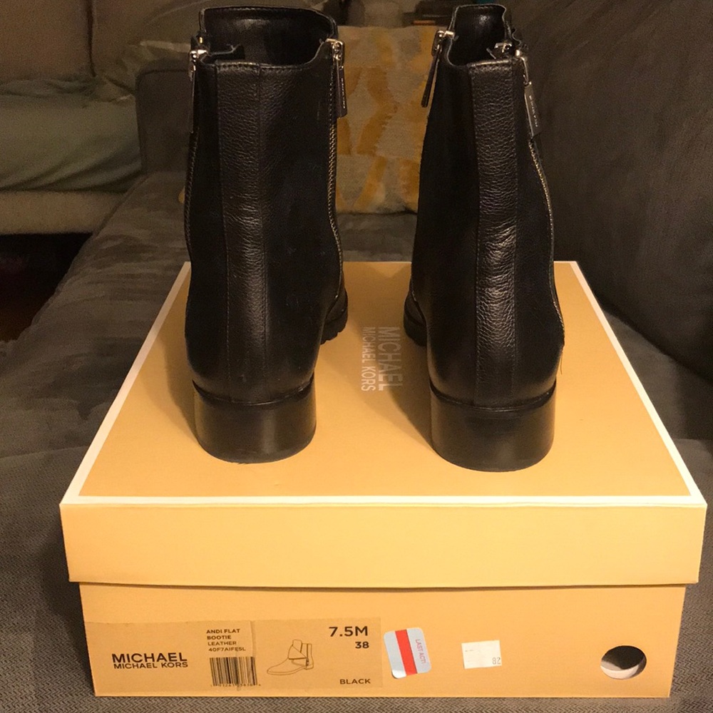Leather bootie, grip sole. Worn once. - Picture 6 of 6